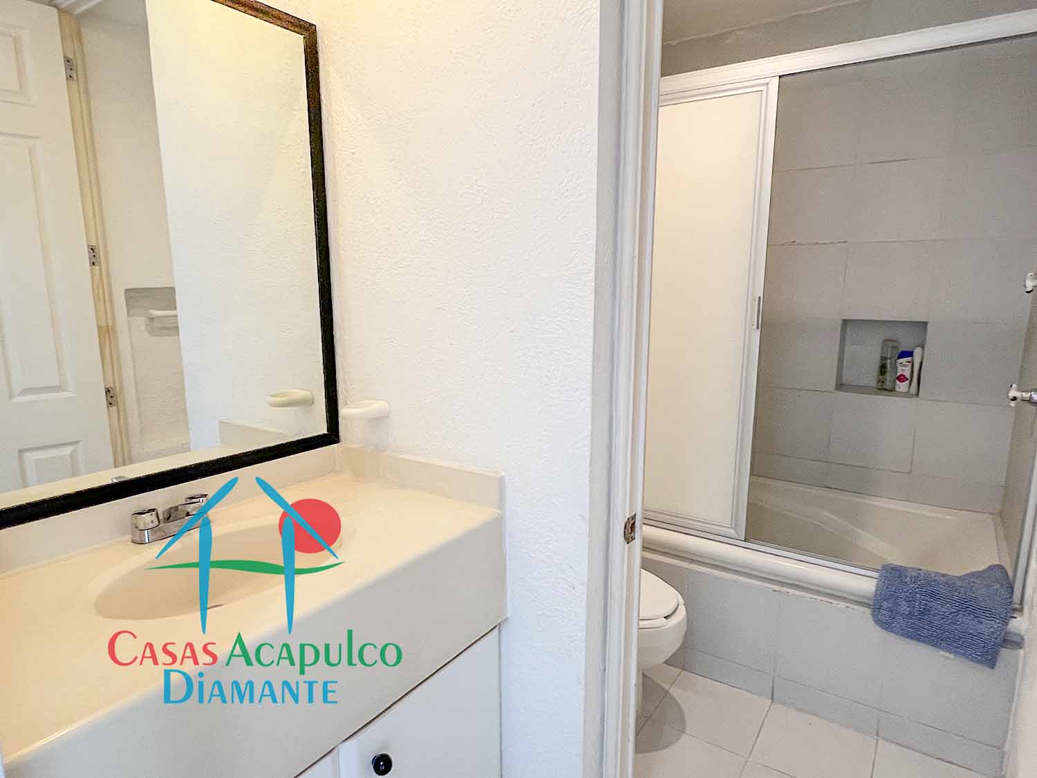 Brisas Diamante T6 183 - Baño completo 1